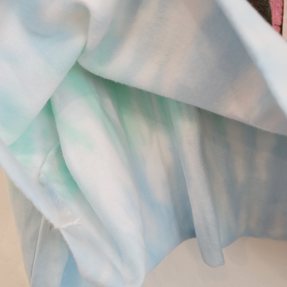 NWT AC/DC Tie Dye Graphic Cropped Hoodie Sweater - Picture 14 of 16